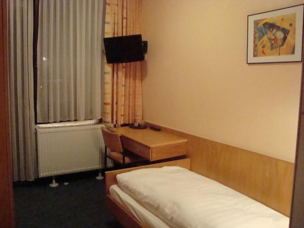 Hotel Gartenhof Mühlheim Oda fotoğraf